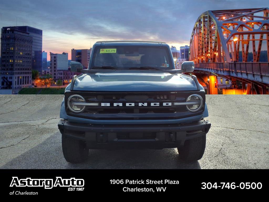Used 2022 Ford Bronco Outer Banks image 8