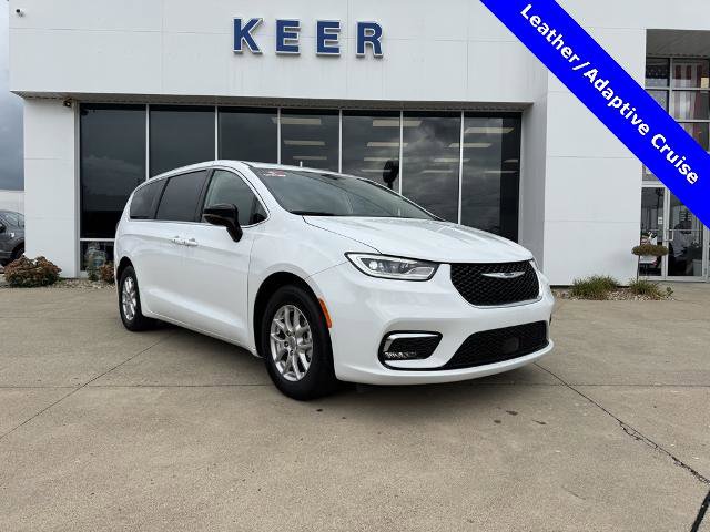 Used 2024 Chrysler Pacifica Touring-L