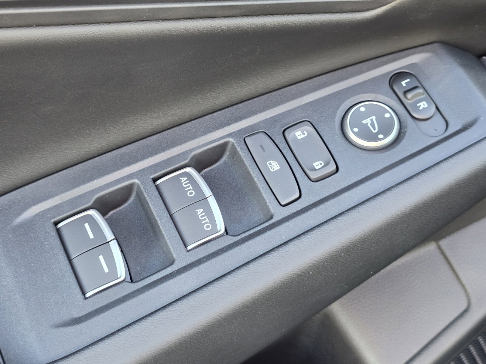 New 2025 Honda Accord SE image 25