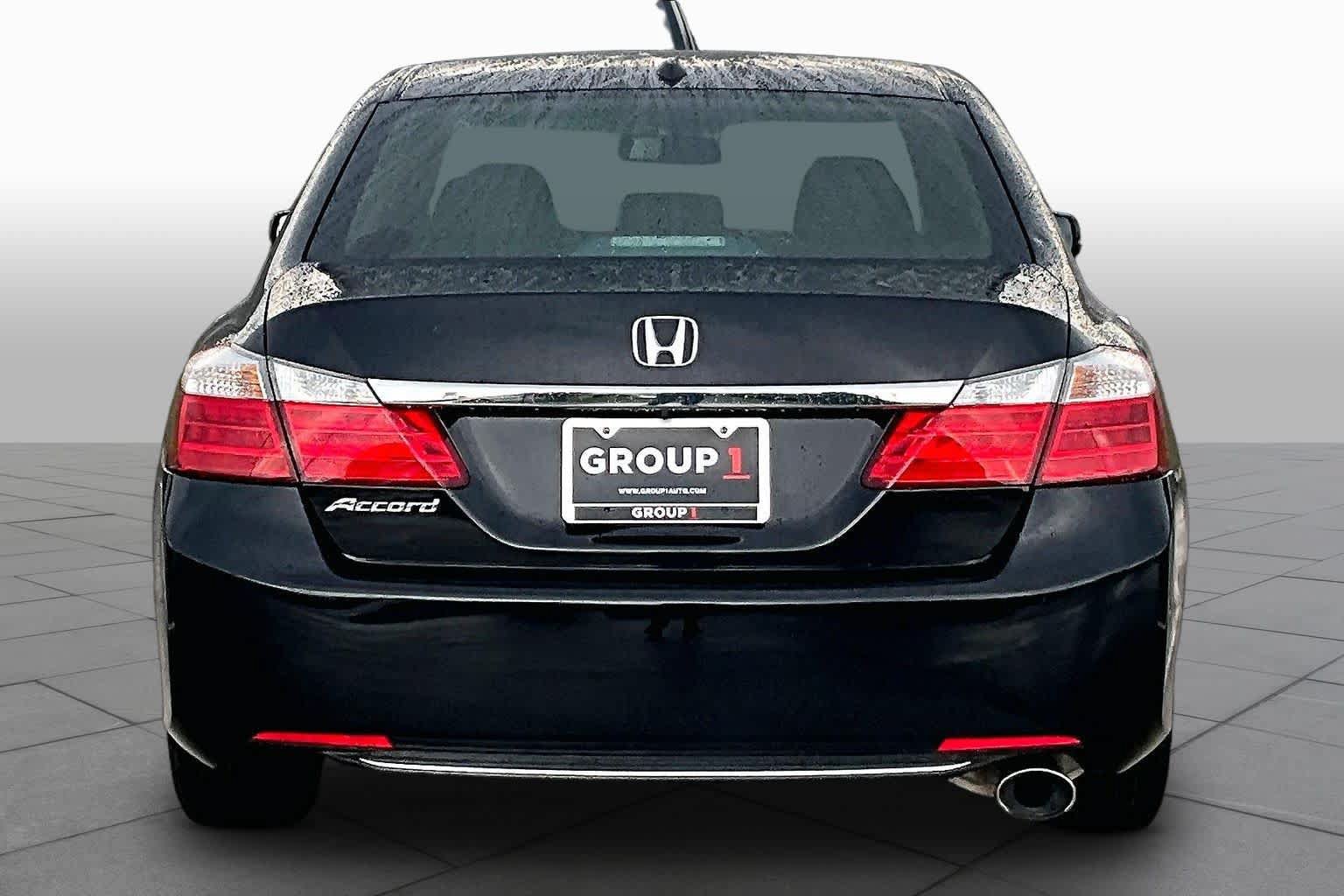 Used 2015 Honda Accord EX-L image 4