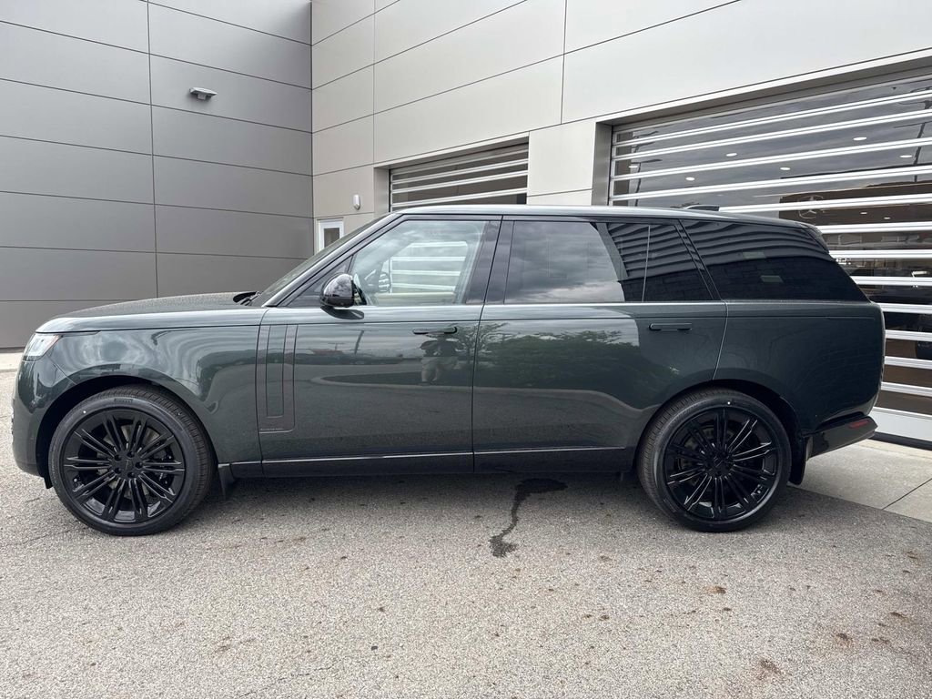 New 2026 Land Rover Range Rover Long Wheelbase Autobiography AWD/4WD image 4