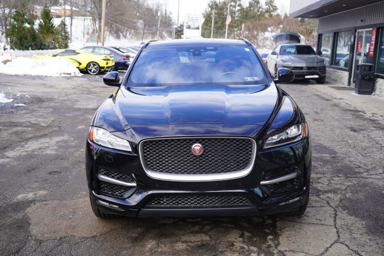 Used 2019 Jaguar F-PACE R-Sport image 14