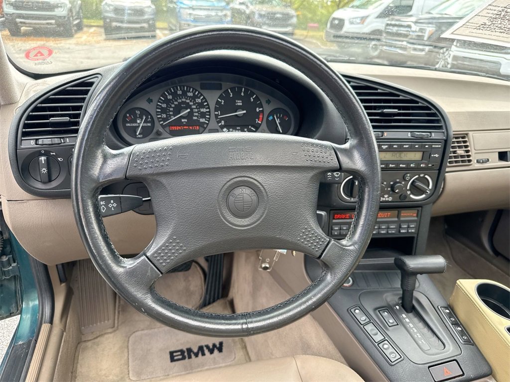 Used 1993 BMW 325i Sedan image 19