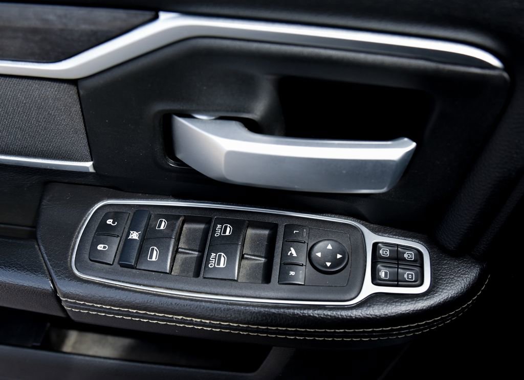 Used 2024 RAM 3500 Big Horn image 14