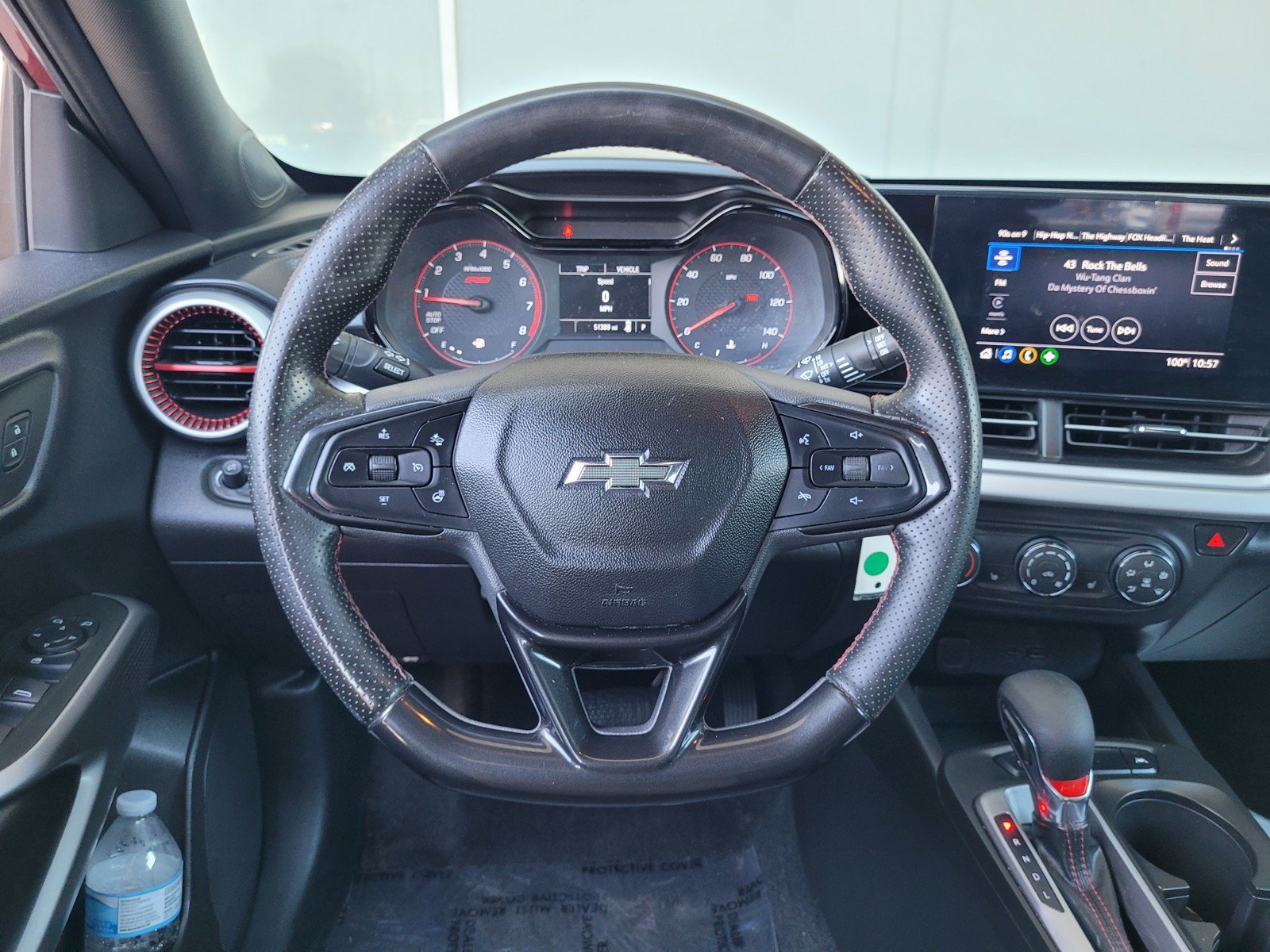 Used 2024 Chevrolet Trax RS FWD image 16