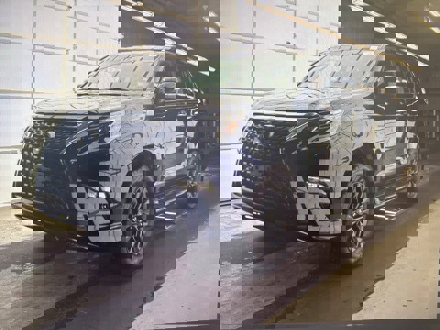 Used 2021 Lexus GX 460 Premium image 3