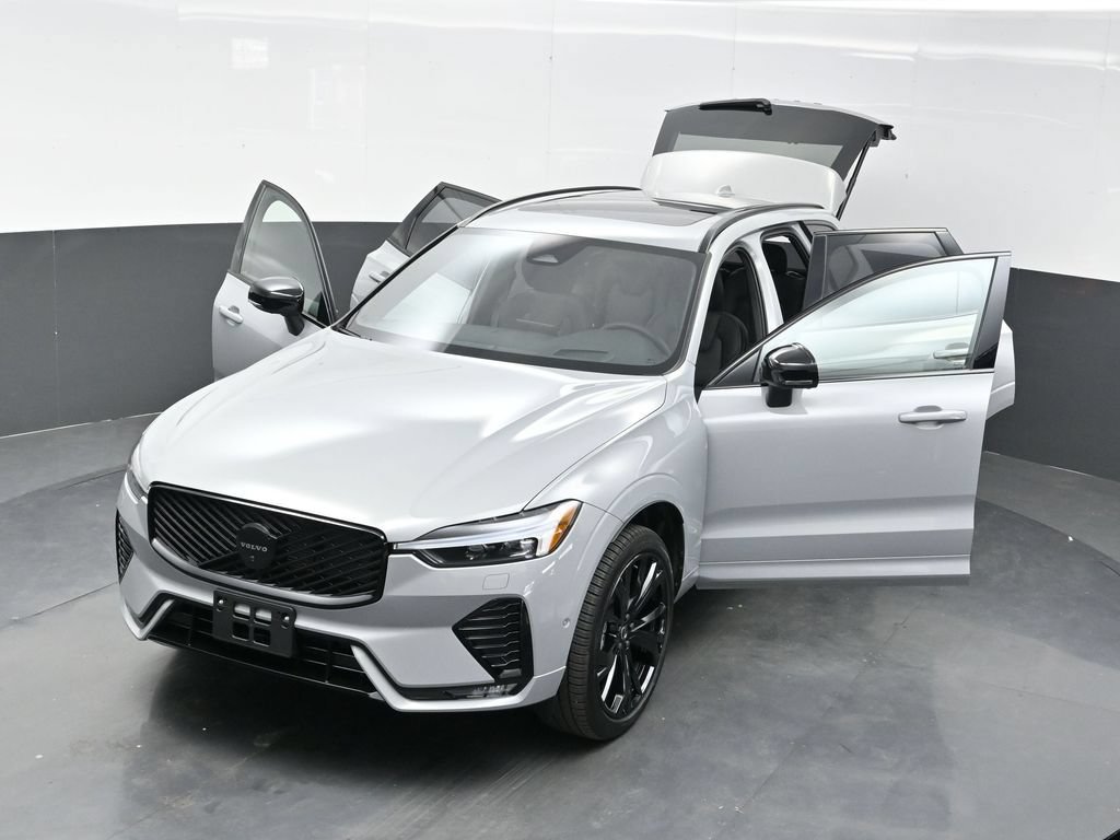 New 2026 Volvo XC60 B5 Ultra w/ Climate Package AWD/4WD image 37