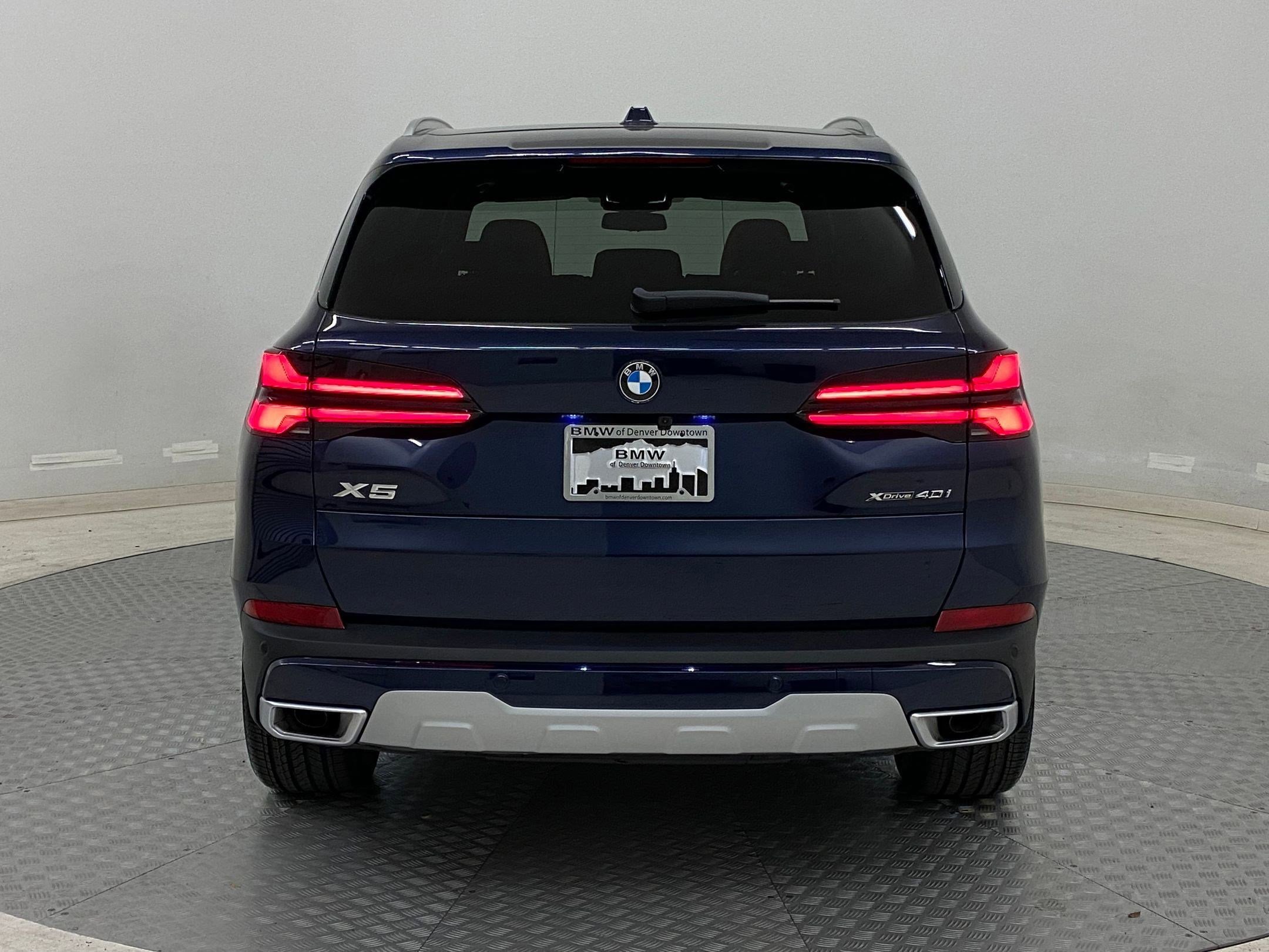 Used 2026 BMW X5 xDrive40i w/ Climate Comfort Package image 9