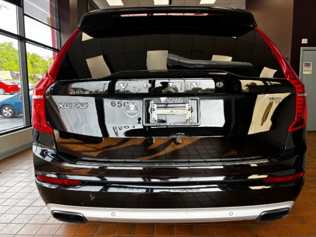 Used 2020 Volvo XC90 T5 Momentum w/ Protection Package Premier image 11