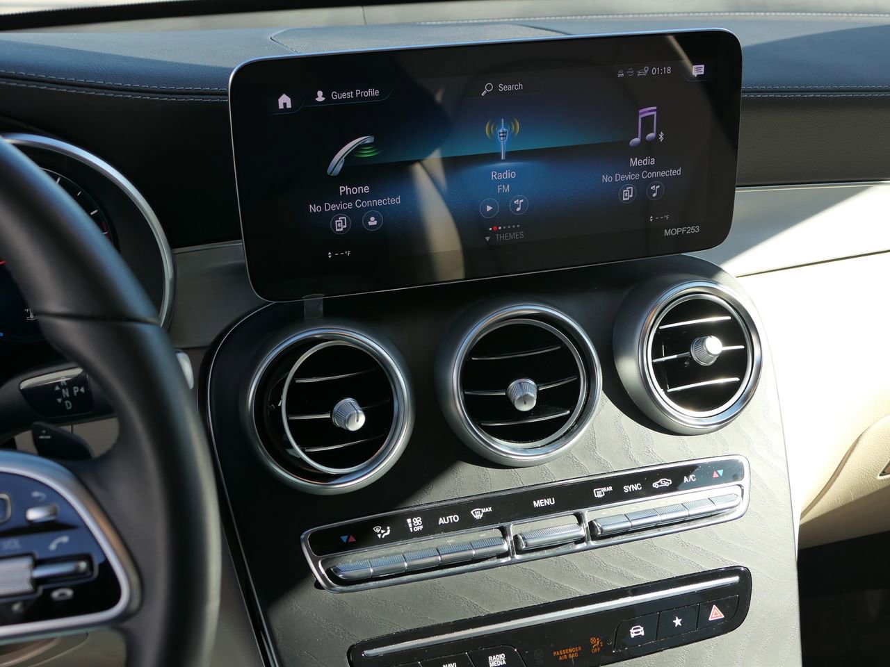 Used 2022 Mercedes-Benz GLC 300 4MATIC Coupe image 25