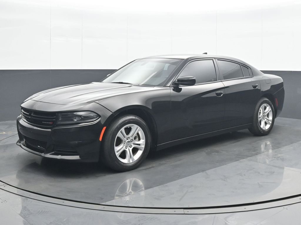 Used 2023 Dodge Charger SXT image 2