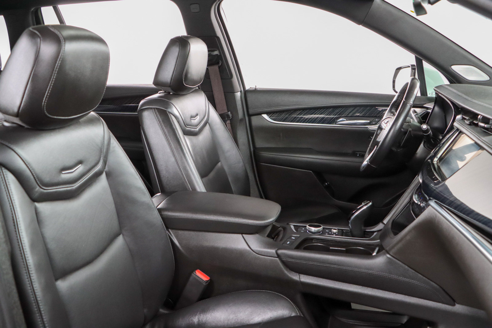 Used 2023 Cadillac XT6 Premium Luxury AWD/4WD image 28