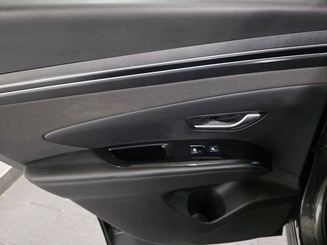 Used 2022 Hyundai Tucson Limited w/ Cargo Package image 11