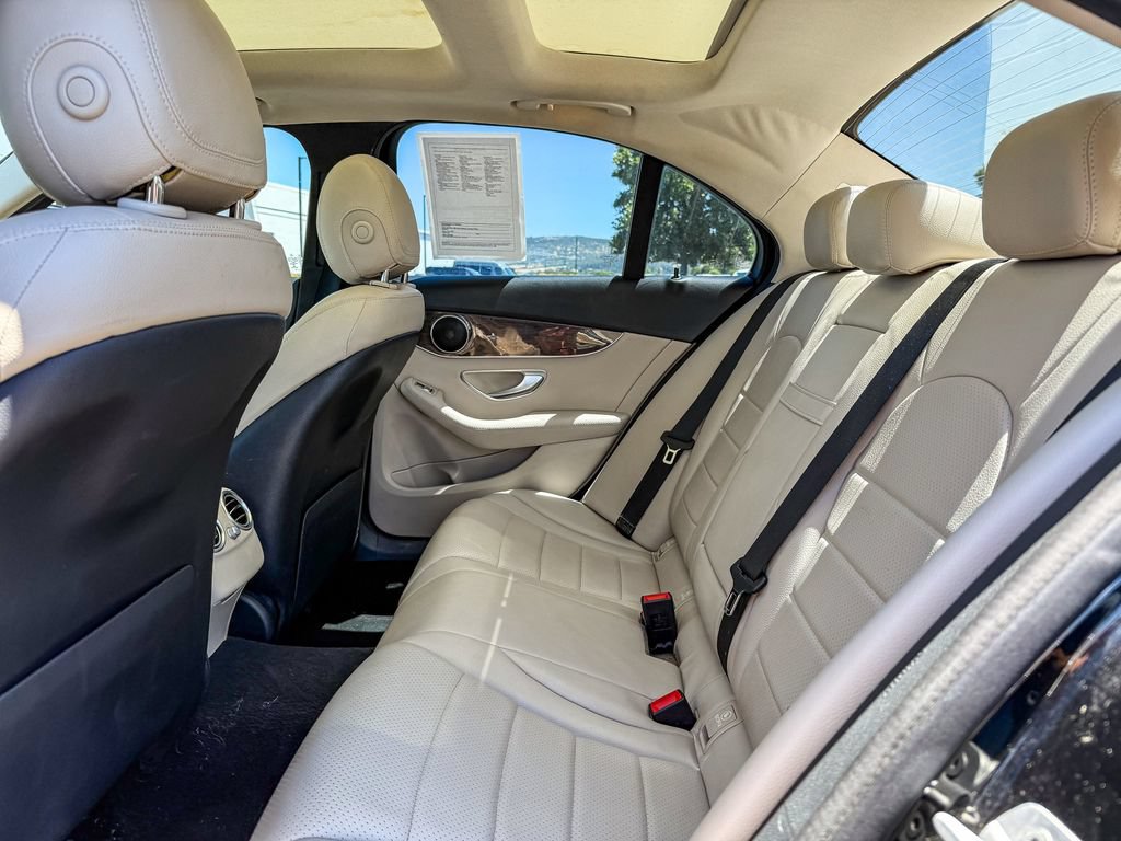 Used 2016 Mercedes-Benz C 300 4MATIC Sedan image 18
