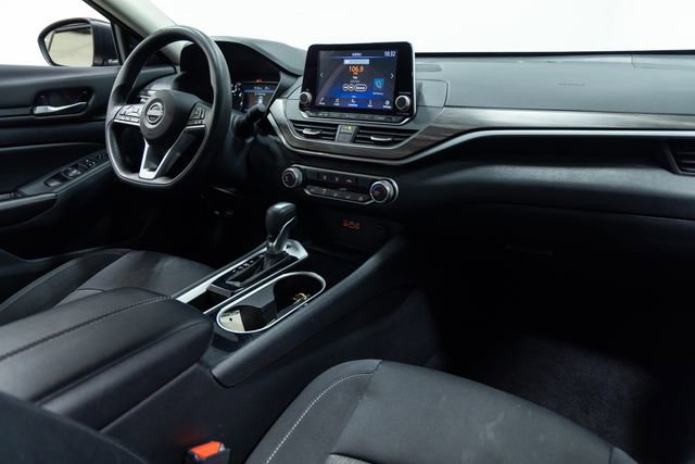 Used 2024 Nissan Altima 2.5 SV image 26
