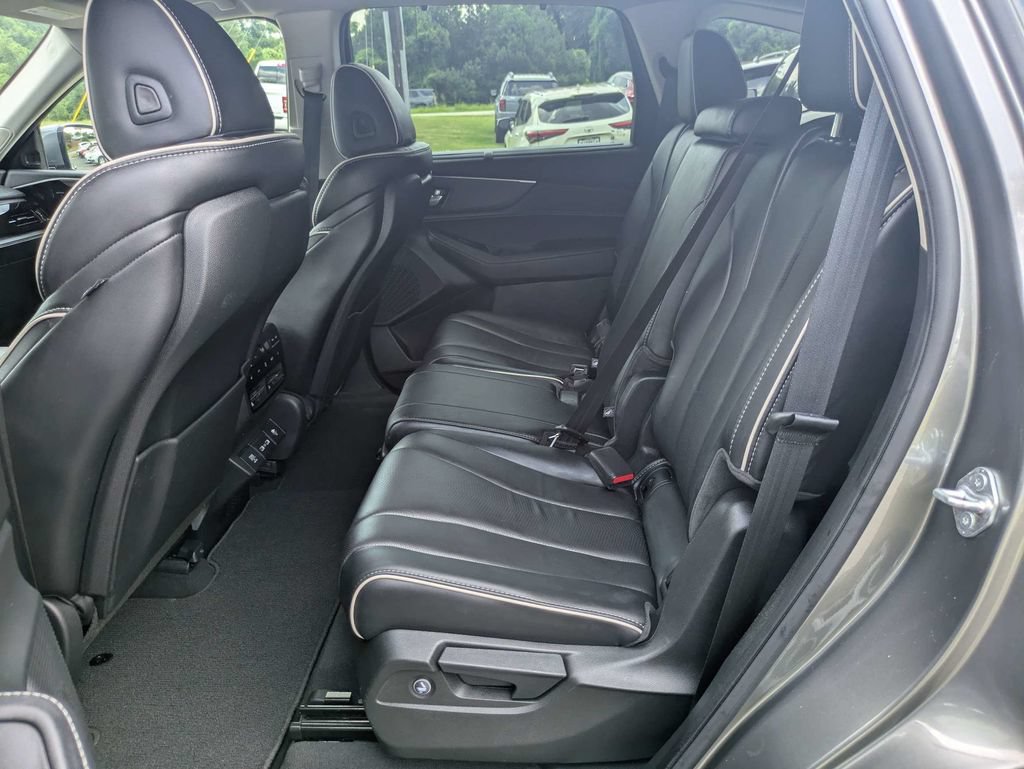 Certified 2023 Acura MDX SH-AWD w/ Advance Package image 15