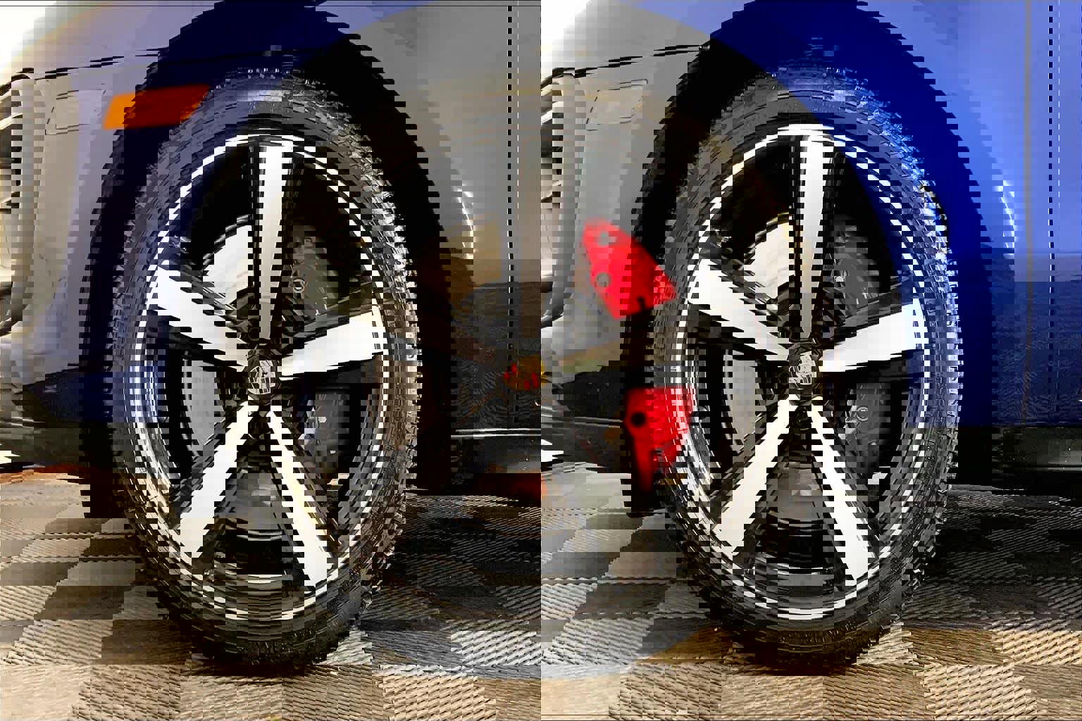 Used 2025 Porsche Macan GTS image 11