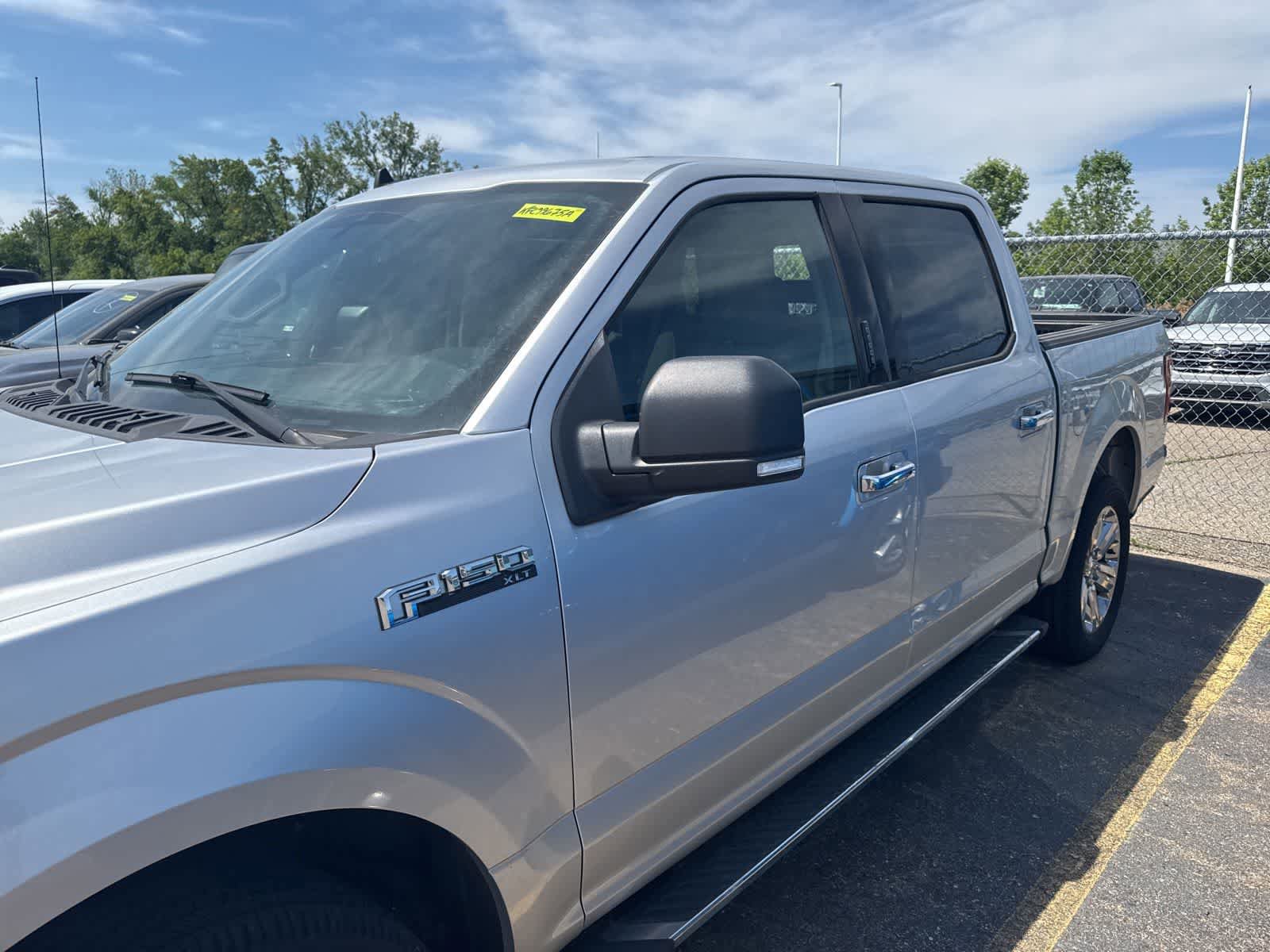 Used 2019 Ford F150 XLT w/ Equipment Group 302A Luxury AWD/4WD image 15
