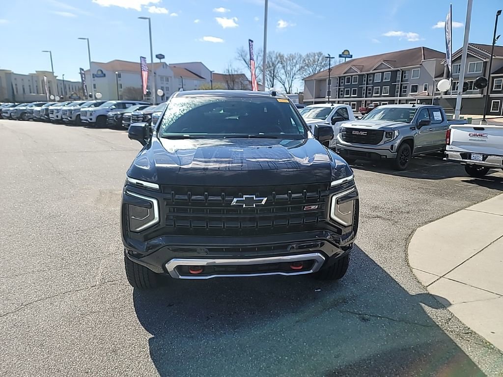 Used 2025 Chevrolet Tahoe Z71 image 2