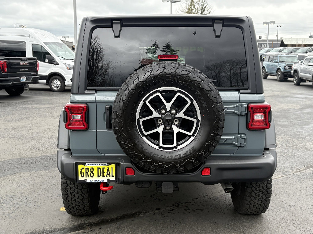 Used 2025 Jeep Wrangler Unlimited Rubicon w/ Steel Bumper Group image 6