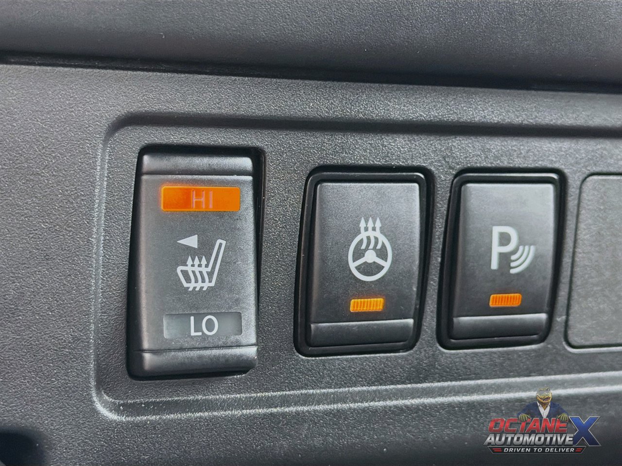 Used 2025 Nissan Frontier PRO-4X w/ Pro Convenience Package AWD/4WD image 20