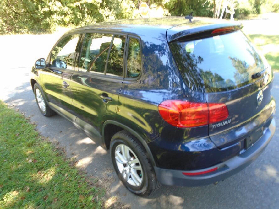 Used 2013 Volkswagen Tiguan S image 7