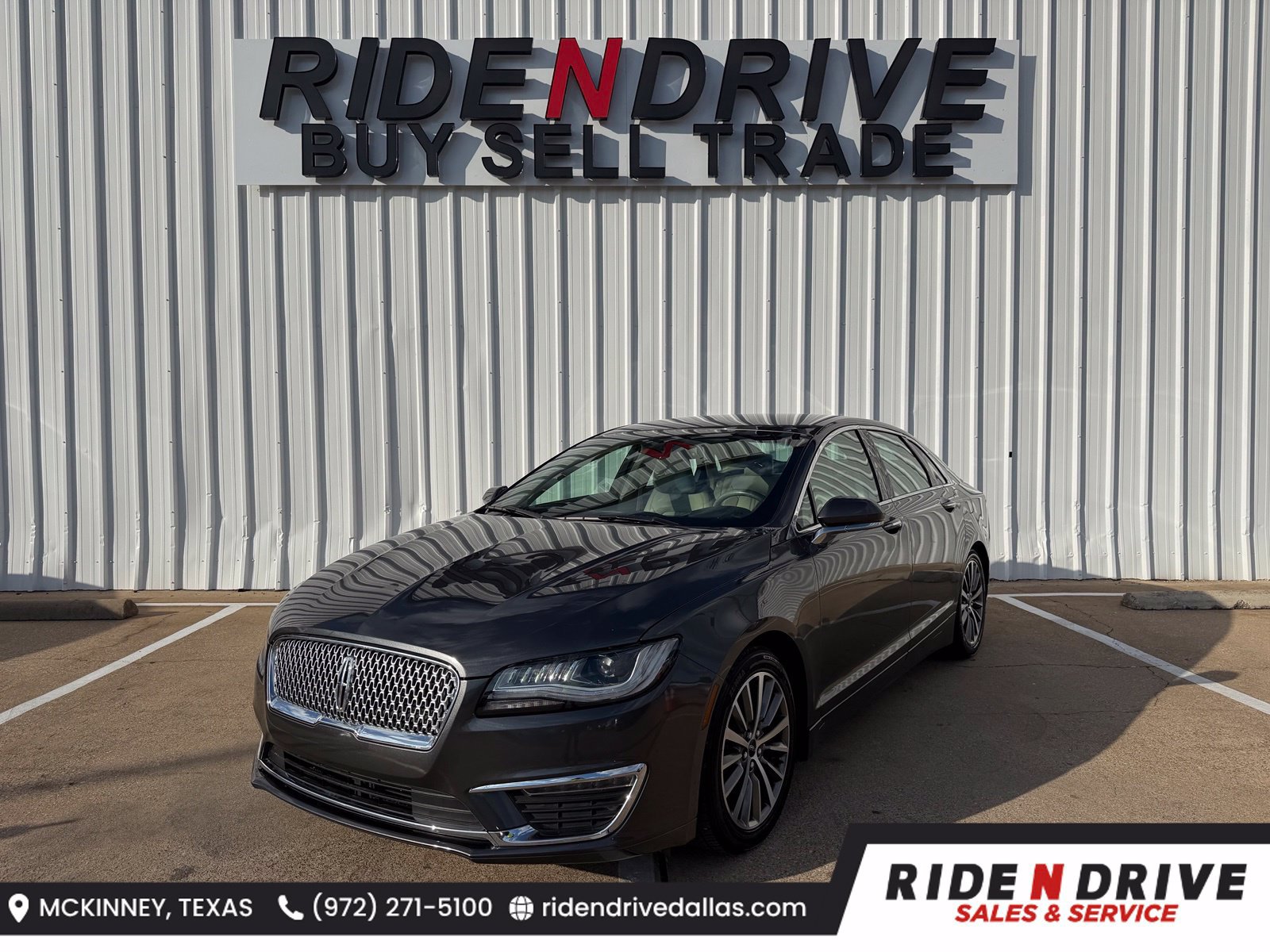 Used 2019 Lincoln MKZ Premiere AWD/4WD image 1