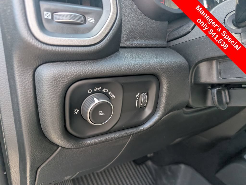 Used 2023 RAM 2500 Tradesman AWD/4WD image 18