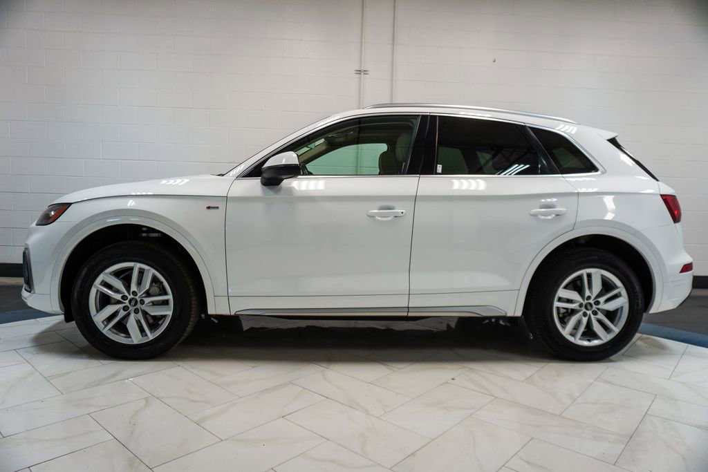 Used 2023 Audi Q5 2.0T Premium w/ Convenience Package AWD/4WD image 35