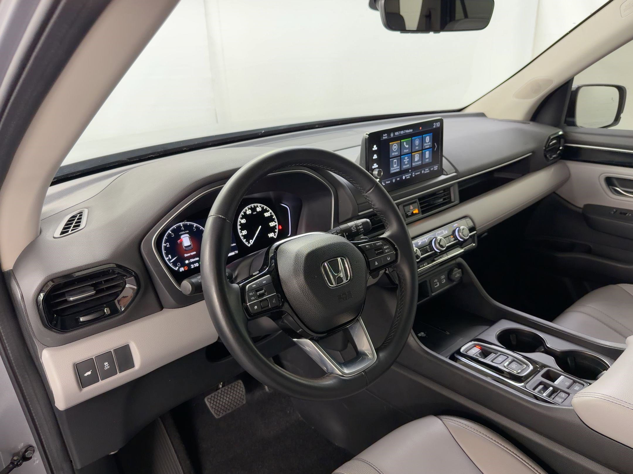 Used 2024 Honda Pilot EX-L image 4