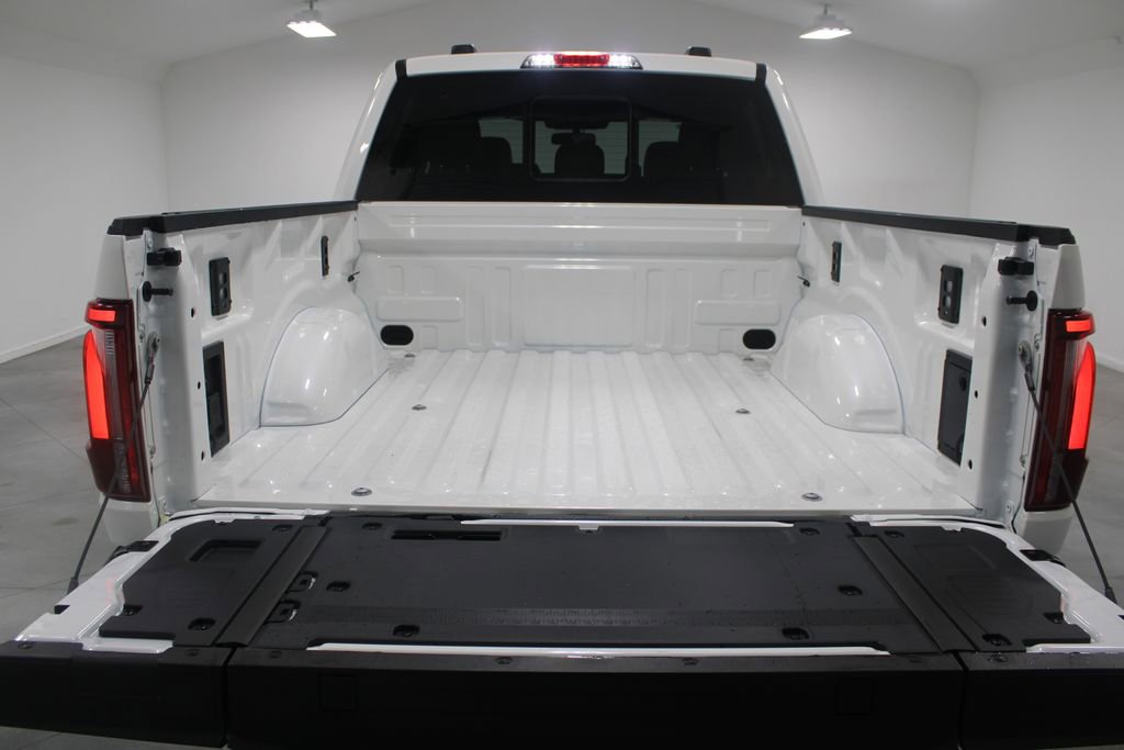 New 2025 Ford F150 King Ranch w/ FX4 Off-Road Package image 17