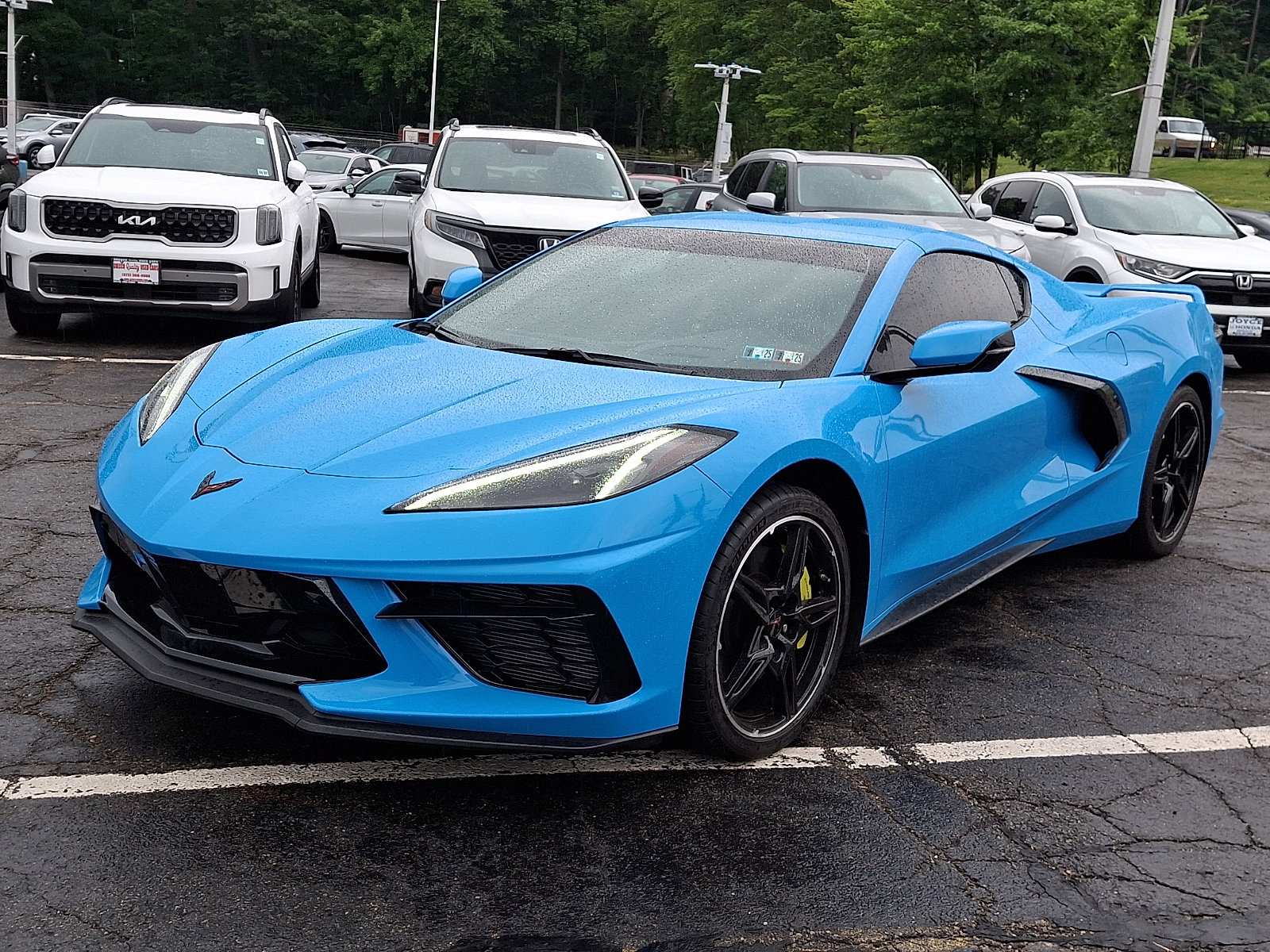 Used 2023 Chevrolet Corvette Stingray Preferred Cpe w/ Z51 Performance Package RWD image 4