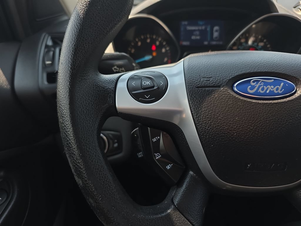 Used 2014 Ford Escape S FWD image 27