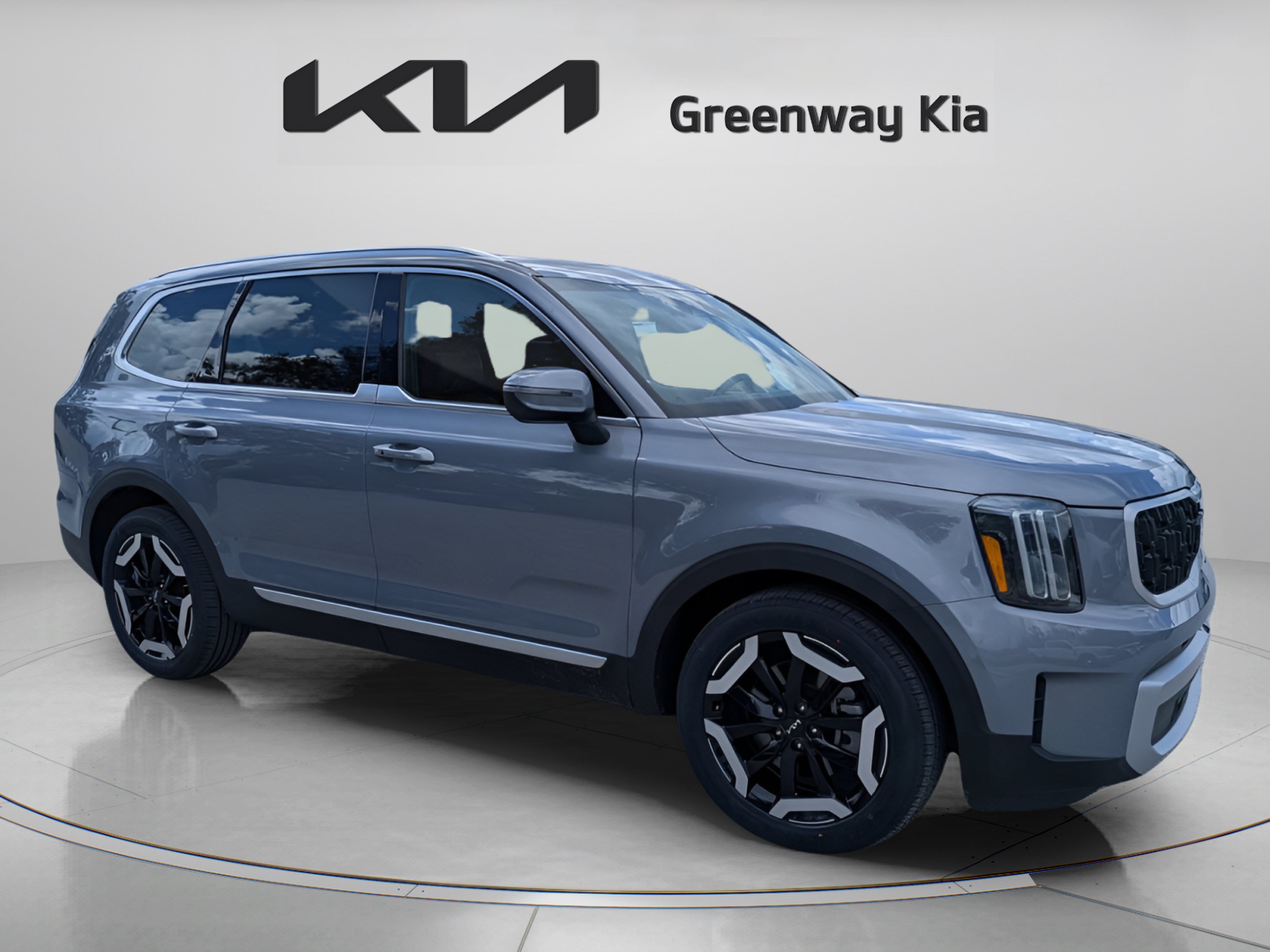 Certified 2023 Kia Telluride EX w/ EX Captain's Chair Package FWD image 3