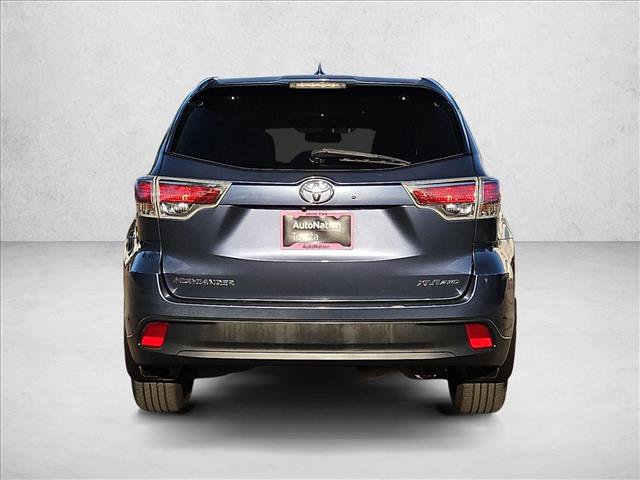Used 2016 Toyota Highlander XLE AWD/4WD image 8