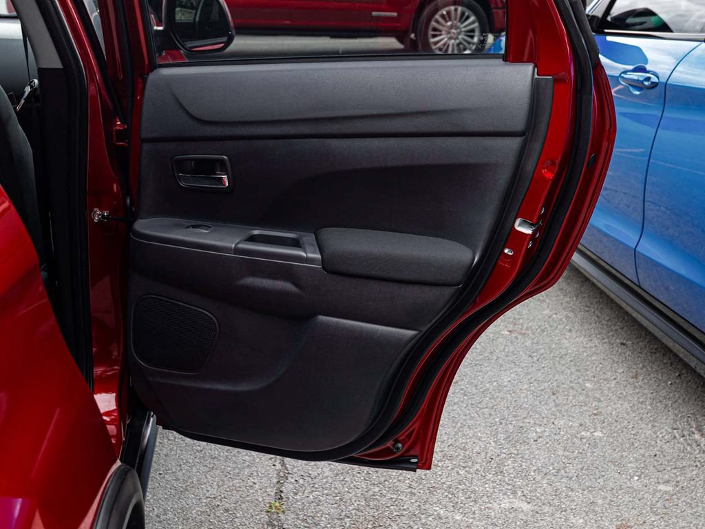 Used 2026 Mitsubishi Outlander Sport ES AWD/4WD image 15