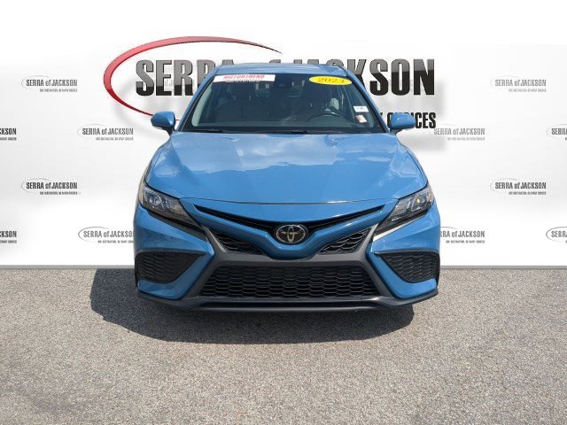 Used 2023 Toyota Camry SE FWD image 10
