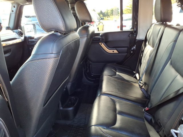 Used 2014 Jeep Wrangler Unlimited Sahara AWD/4WD image 24