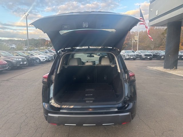 Used 2024 Nissan Rogue SL image 13