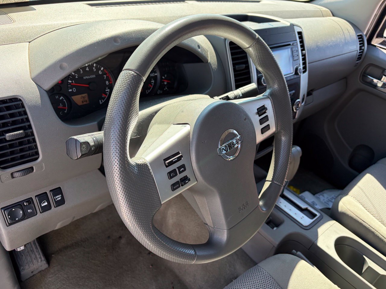 Used 2018 Nissan Frontier SV AWD/4WD image 8