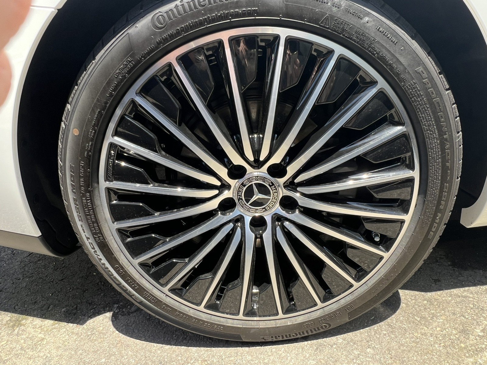 New 2026 Mercedes-Benz CLE 300 4MATIC Coupe image 7