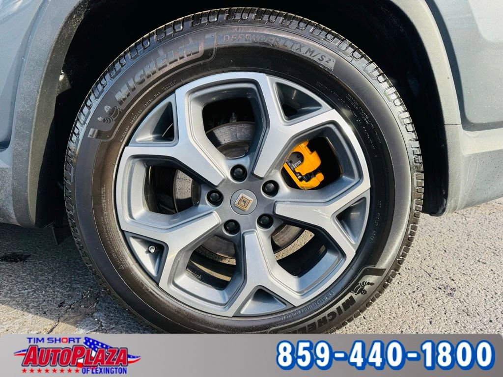 Used 2022 Rivian R1S Launch Edition image 21