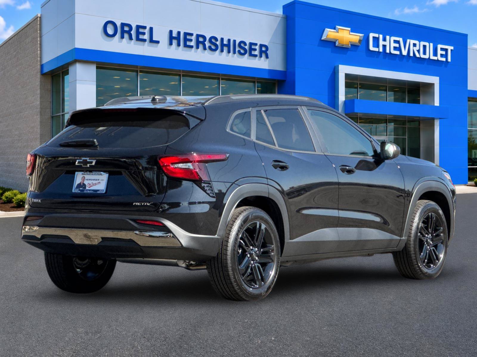 New 2026 Chevrolet Trax ACTIV w/ Driver Confidence Package FWD image 4