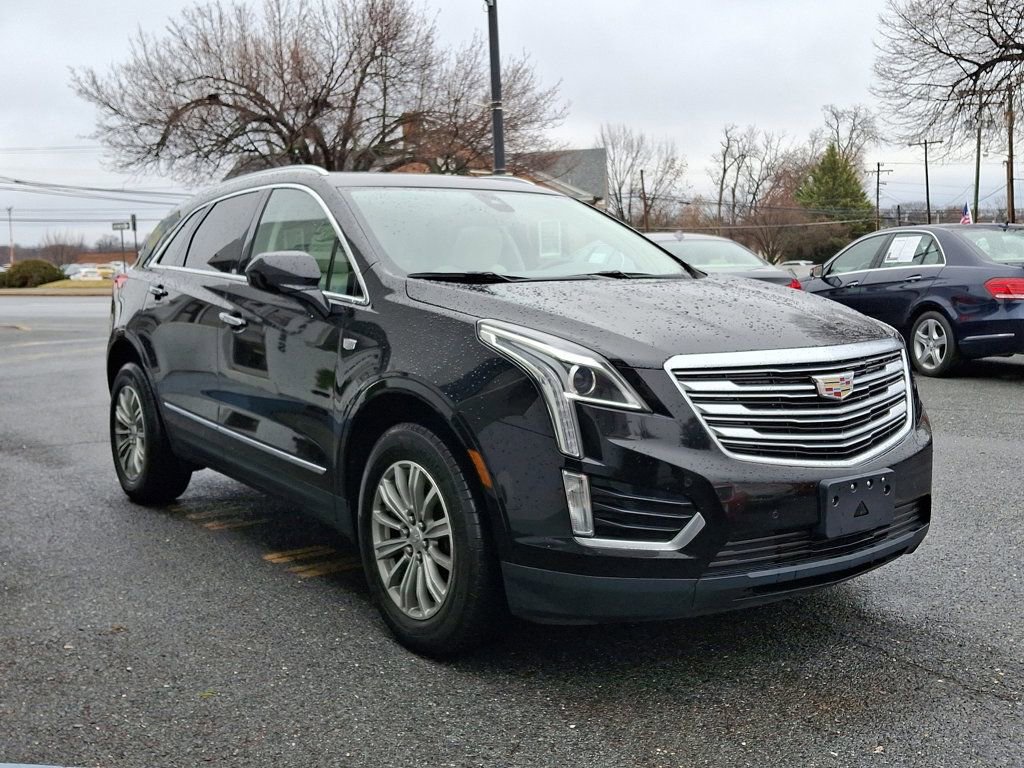 Used 2018 Cadillac XT5 Luxury w/ Driver Awareness Package image 3
