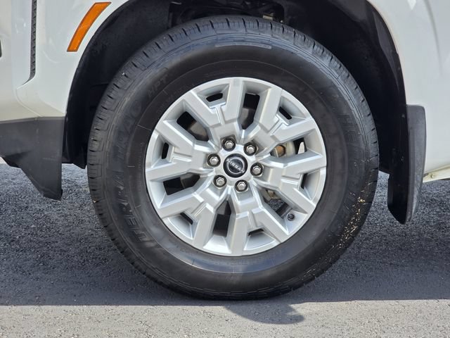 Used 2023 Nissan Frontier SV w/ Technology Package RWD image 29