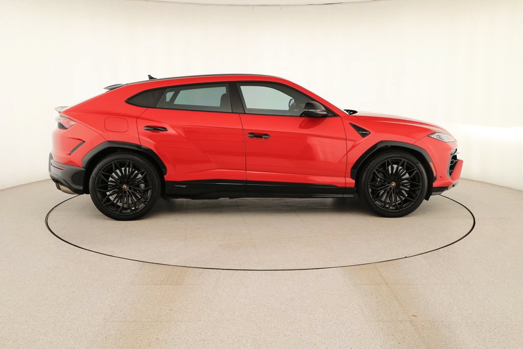 Used 2025 Lamborghini Urus SE AWD/4WD image 8