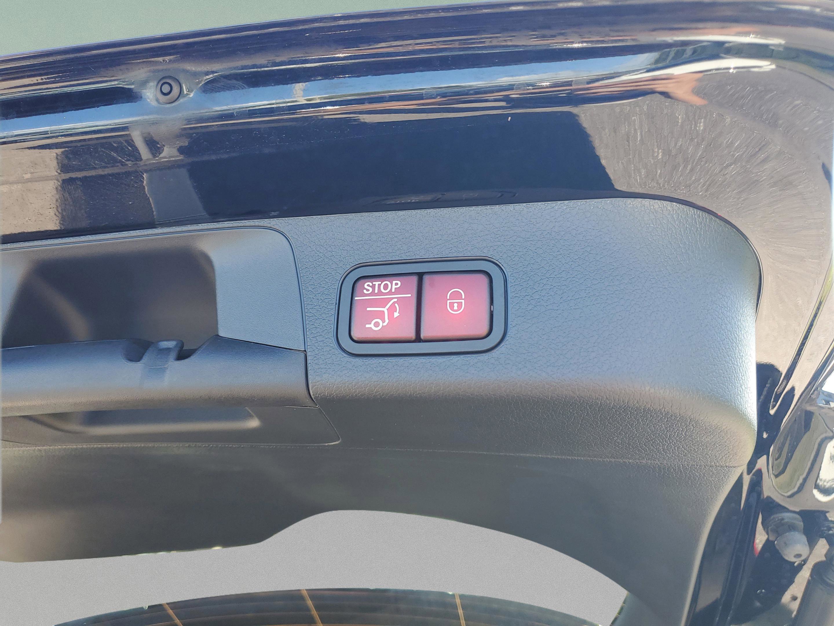 Certified 2026 Mercedes-Benz GLB 250 image 8