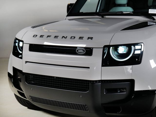 New 2026 Land Rover Defender 110 X-Dynamic SE AWD/4WD image 27