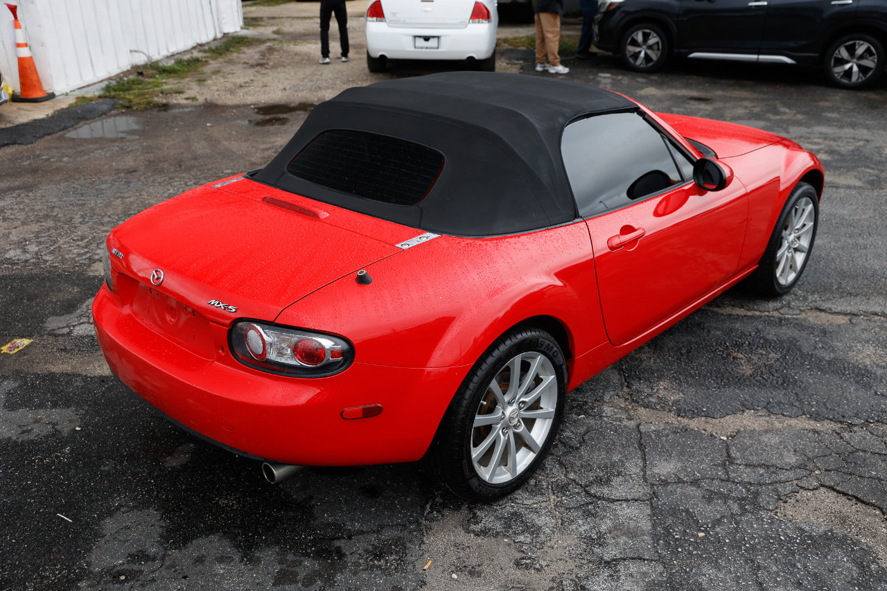 Used 2008 MAZDA MX-5 Miata Touring image 11