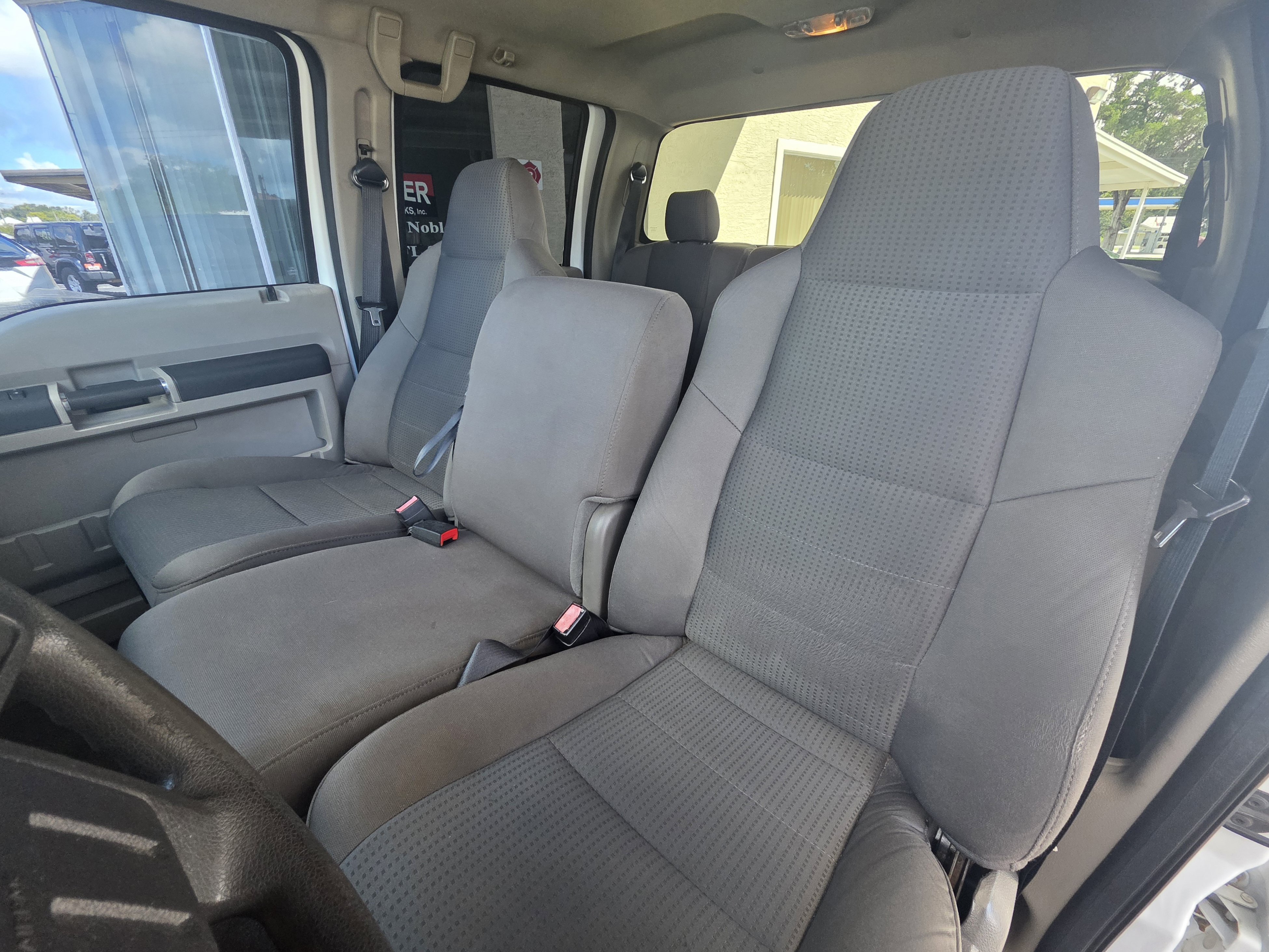 Used 2010 Ford F250 XL AWD/4WD image 14